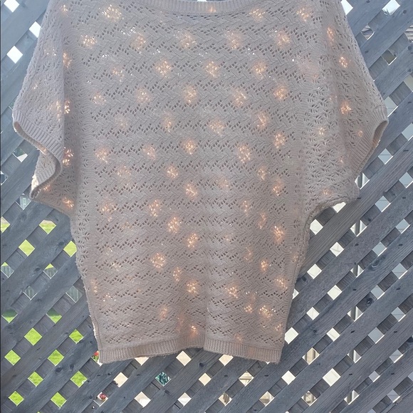 2 Forever 21 tops size medium - Picture 7 of 7